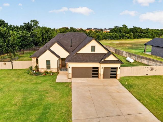 2580 Hayfield Way, Guthrie, OK 73044