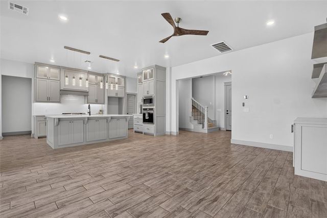 2580 Hayfield Way, Guthrie, OK 73044