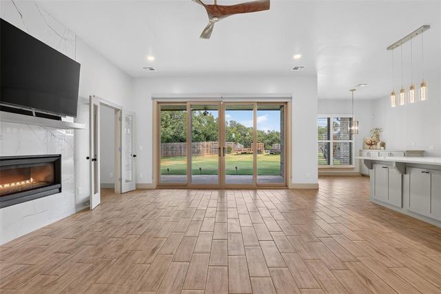 2580 Hayfield Way, Guthrie, OK 73044