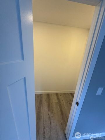 14616 Ash Way, Lynnwood, WA 98087