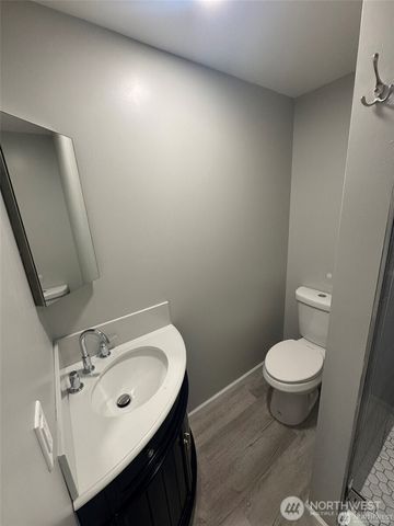 14616 Ash Way, Lynnwood, WA 98087