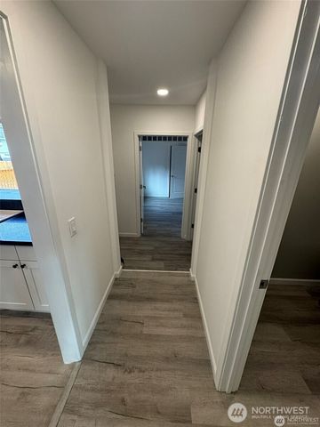 14616 Ash Way, Lynnwood, WA 98087