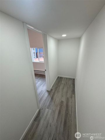 14616 Ash Way, Lynnwood, WA 98087