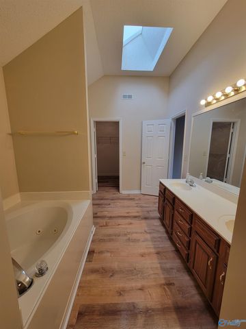 122 Pebblebrook Circle, Madison, AL 35758