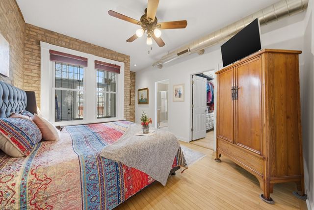 827 N Damen Avenue, Chicago, IL 60622