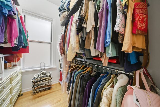 827 N Damen Avenue, Chicago, IL 60622