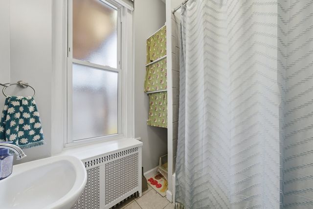 827 N Damen Avenue, Chicago, IL 60622