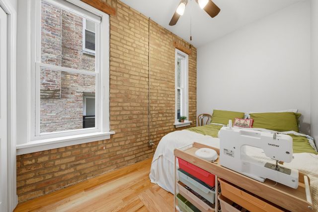 827 N Damen Avenue, Chicago, IL 60622