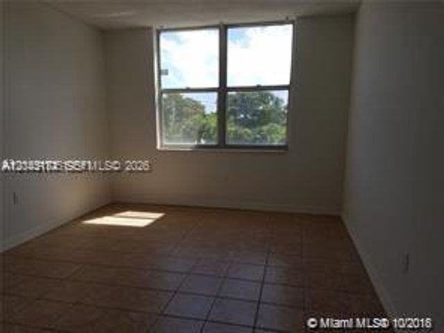 1800 Sans Souci Boulevard 317, North Miami, FL 33181