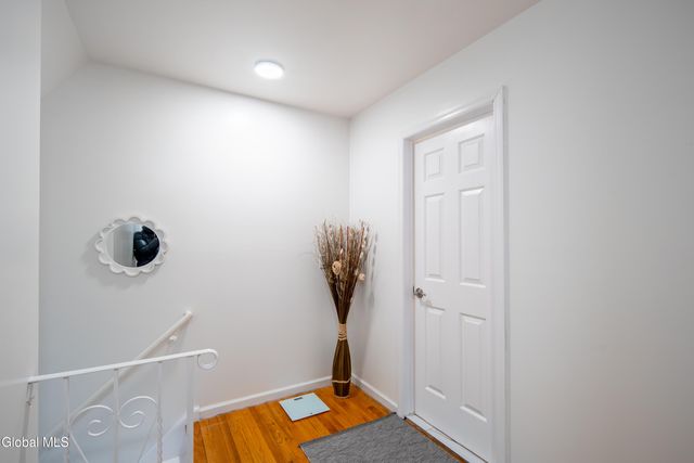 933 E Pine Hill Drive, Guilderland, NY 12303