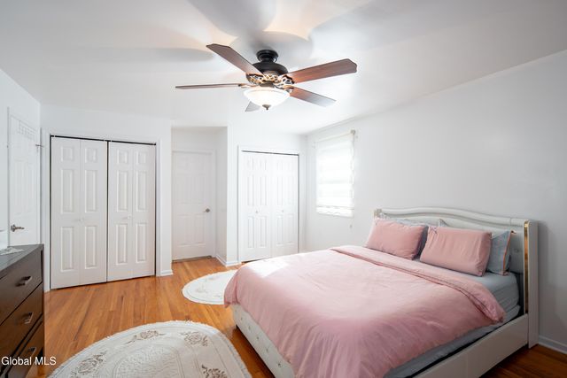 933 E Pine Hill Drive, Guilderland, NY 12303