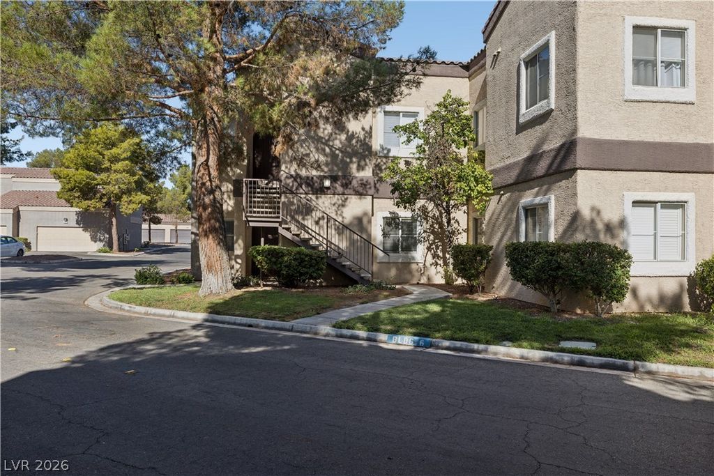 5250 South Rainbow Boulevard 1025, Las Vegas, NV 89118 — photo 3