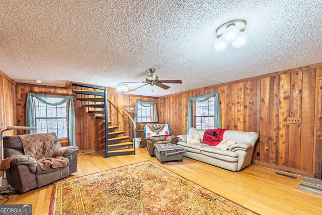 1670 Beaver Dam Road, Odum, GA 31555