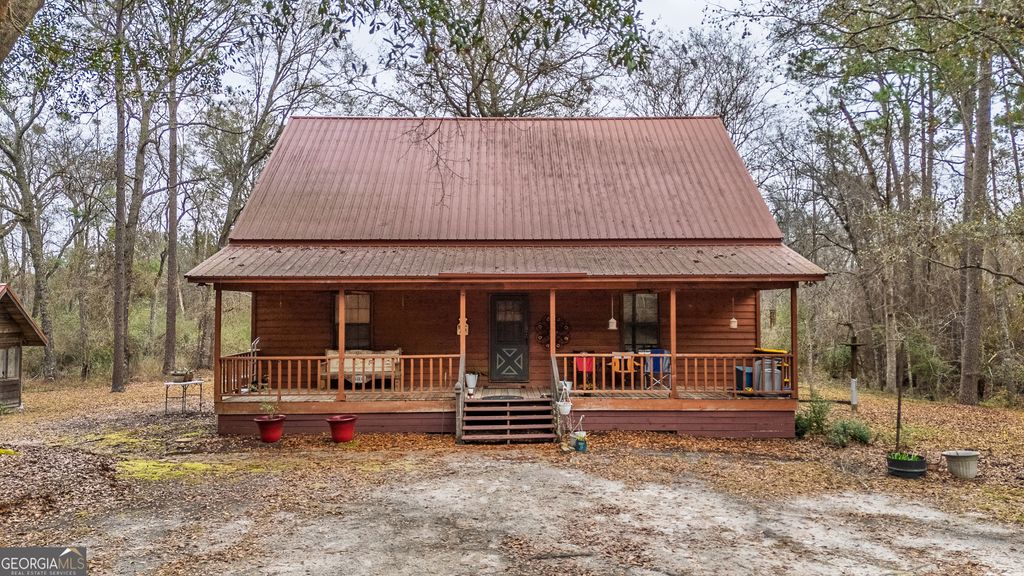 1670 Beaver Dam Road, Odum, GA 31555