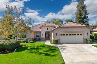 3019 Violet Rose Court, Bakersfield, CA 93311