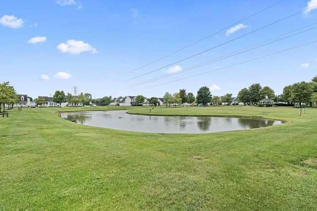 4398 Resaca Drive, Grove City, OH 43123