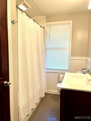 355 Maple Road, Amherst, NY 14221