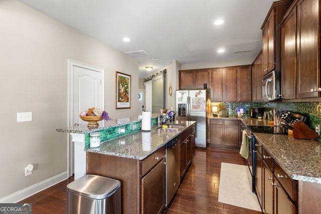 5080 Whiteoak Terrace SE, Smyrna, GA 30080