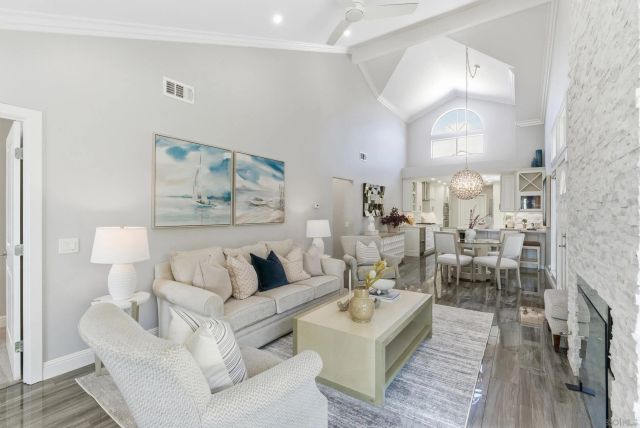 7327 Linden, Carlsbad, CA 92011