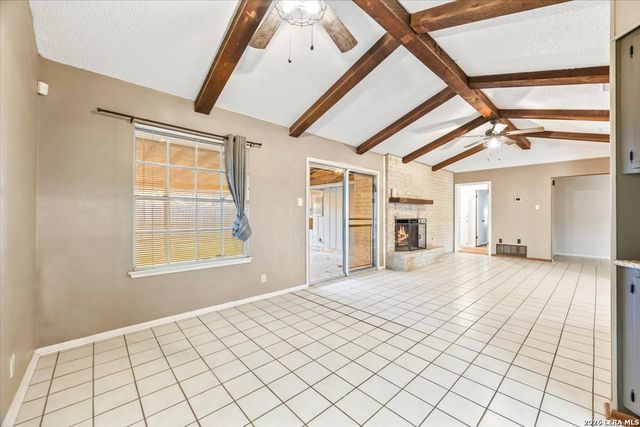 6343 Pickering Dr, Leon Valley, TX 78238