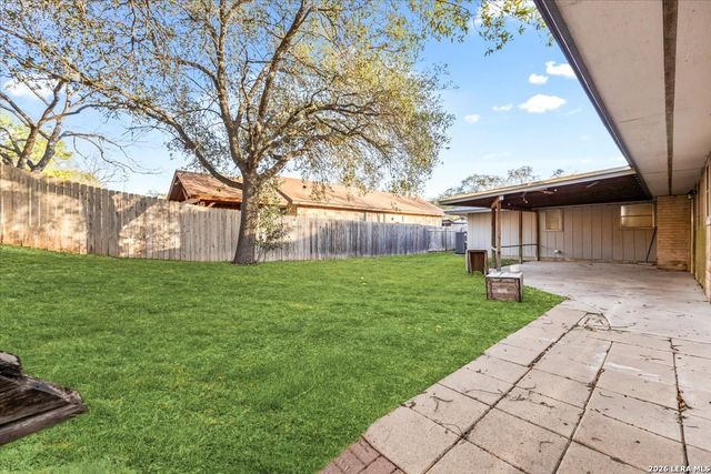 6343 Pickering Dr, Leon Valley, TX 78238