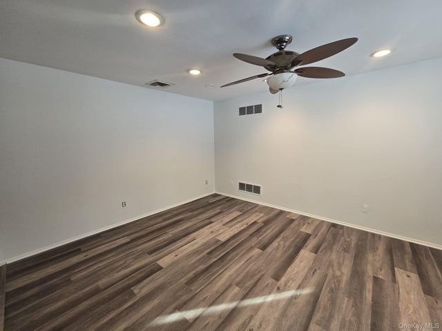 10 Chestnut Drive, Pomona, NY 10970