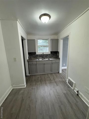 10043 Berkshire Street, Detroit, MI 48224