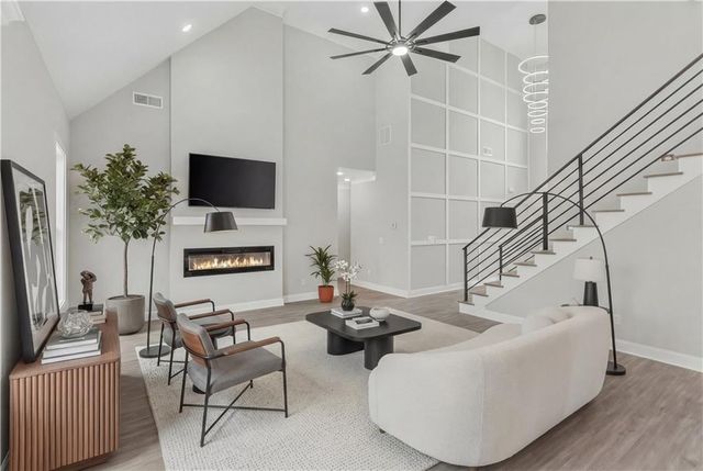 8257 Greenview Drive, Jonesboro, GA 30236