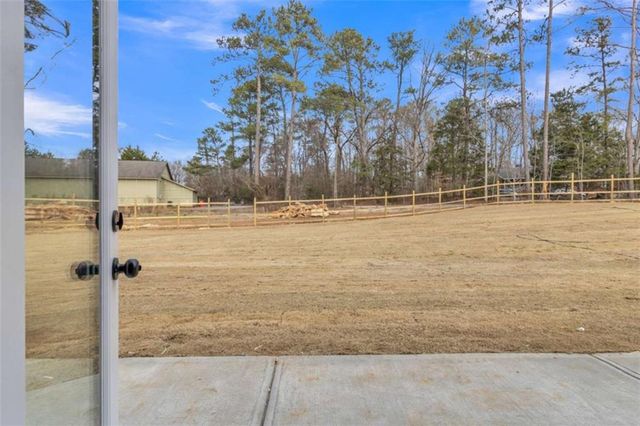 8257 Greenview Drive, Jonesboro, GA 30236