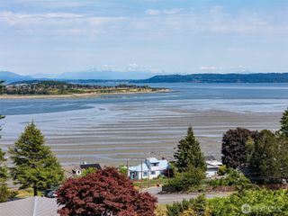 3162 SW Greatview Place, Oak Harbor, WA 98277