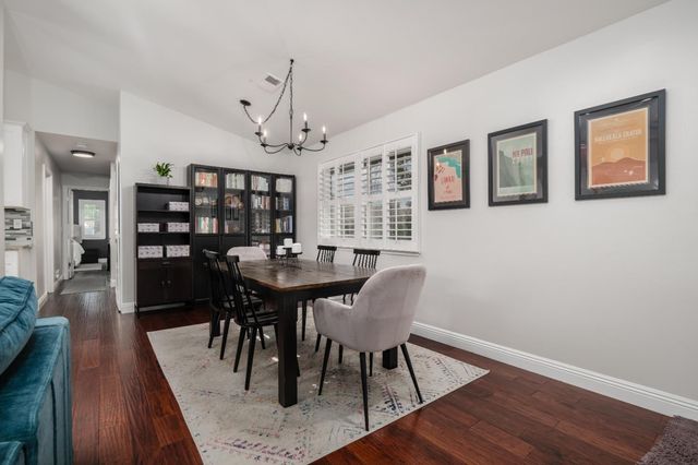 4749 Courtland Ln, Carmichael, CA 95608