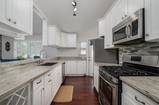 4749 Courtland Ln, Carmichael, CA 95608