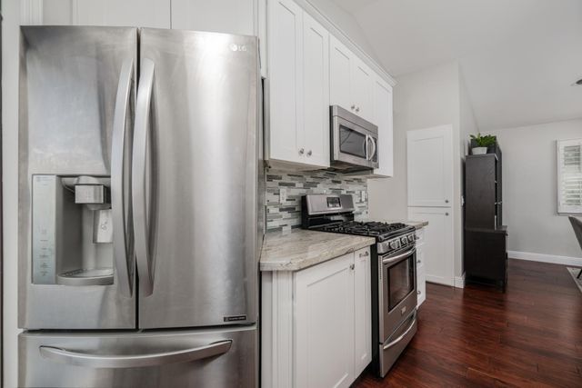 4749 Courtland Ln, Carmichael, CA 95608