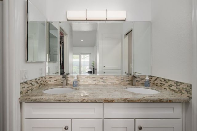 4749 Courtland Ln, Carmichael, CA 95608