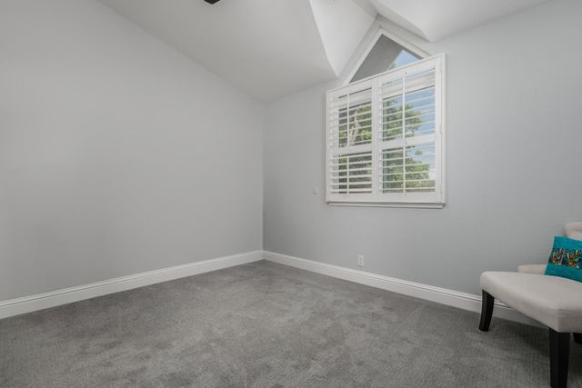 4749 Courtland Ln, Carmichael, CA 95608