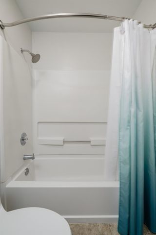 4749 Courtland Ln, Carmichael, CA 95608