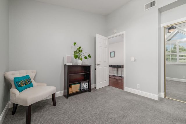 4749 Courtland Ln, Carmichael, CA 95608