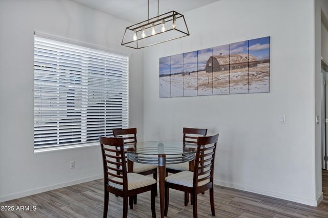 10104 E NICHOLS Avenue, Mesa, AZ 85209