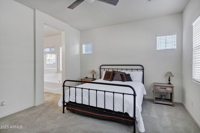 10104 E NICHOLS Avenue, Mesa, AZ 85209