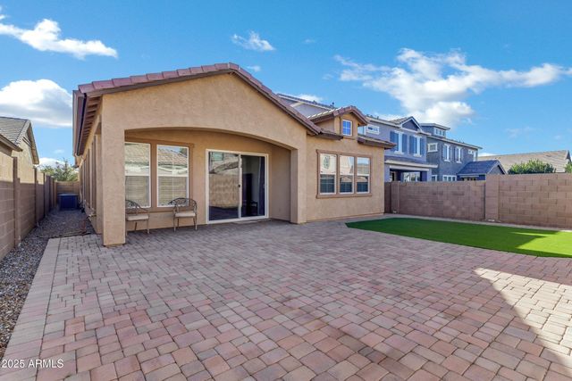 10104 E NICHOLS Avenue, Mesa, AZ 85209