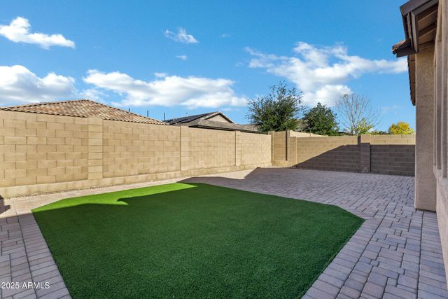 10104 E NICHOLS Avenue, Mesa, AZ 85209