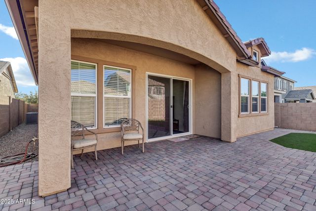 10104 E NICHOLS Avenue, Mesa, AZ 85209