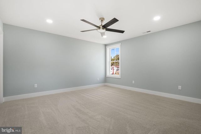 7921 EAST SIDE RD, Chincoteague Island, VA 23336