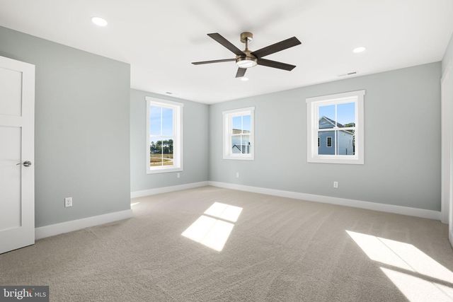 7921 EAST SIDE RD, Chincoteague Island, VA 23336