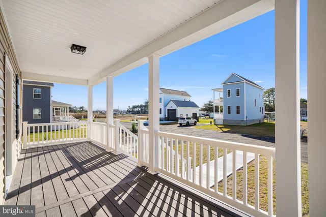 7921 EAST SIDE RD, Chincoteague Island, VA 23336