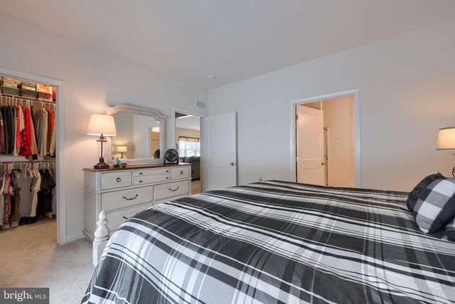 116 VILLAGE DR, Millersville, PA 17551