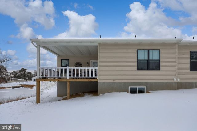 116 VILLAGE DR, Millersville, PA 17551