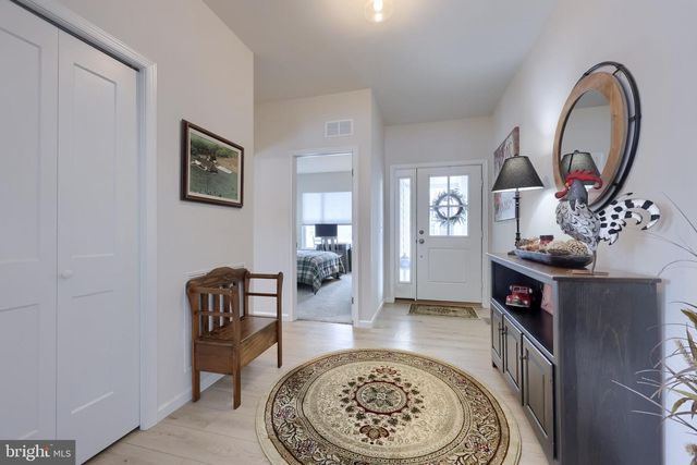 116 VILLAGE DR, Millersville, PA 17551