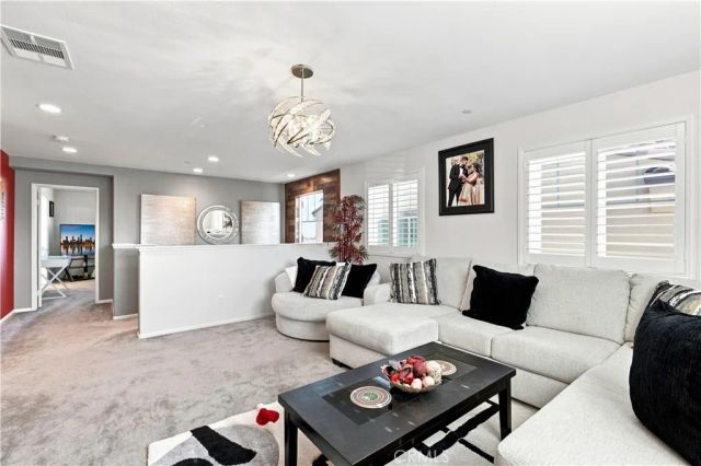 4327 Condor Avenue, Fontana, CA 92336