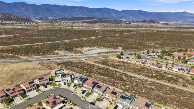 4327 Condor Avenue, Fontana, CA 92336